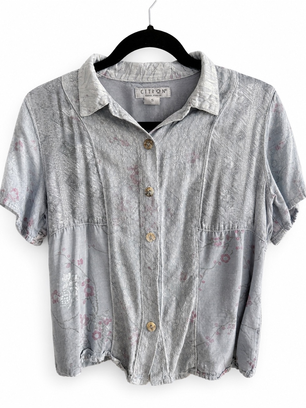 Citron Santa Monica Women’s Gray Floral Jacquard Button Front Textured Blouse S